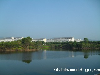 校园美景之天心湖